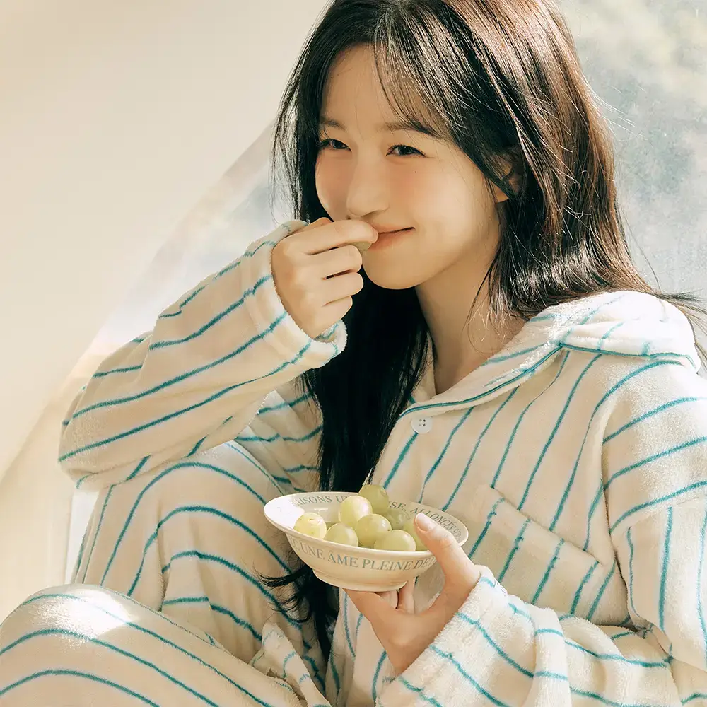 [해원 Pick] 도씨 플러피 크리미 긴팔 커플 수면 잠옷 세트